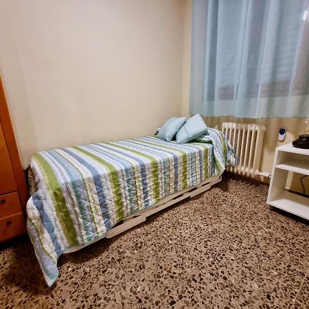 Apartamento Montse Zaragoza Exterior foto