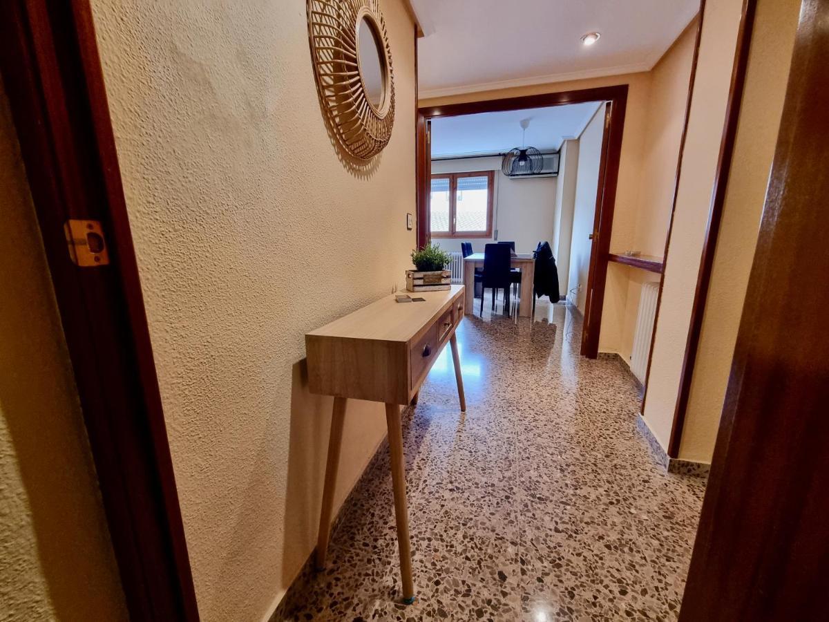 Apartamento Montse Zaragoza Bed & Breakfast Exterior foto